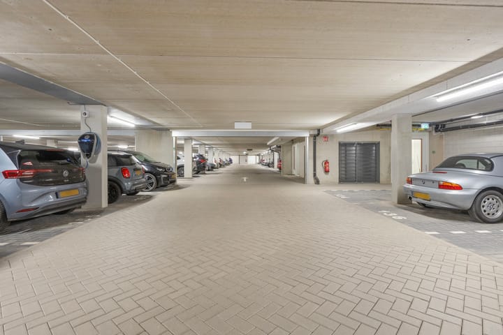 Foto 35 van Contrescarp 150