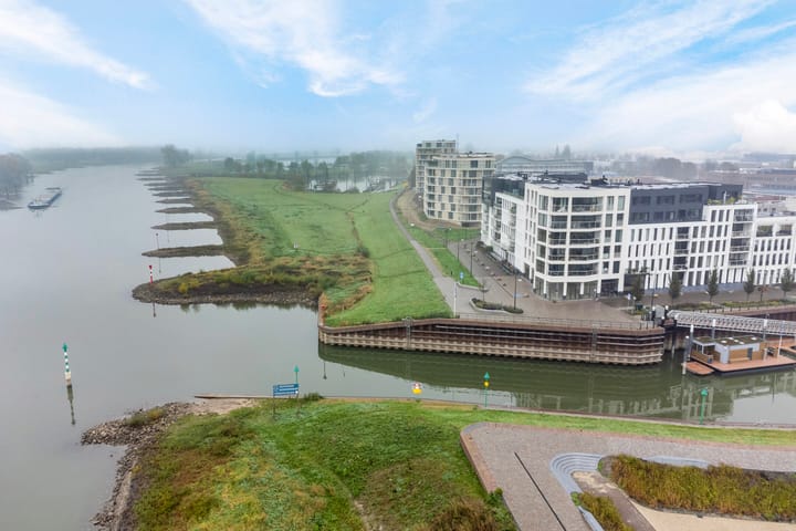 Foto 44 van Contrescarp 150