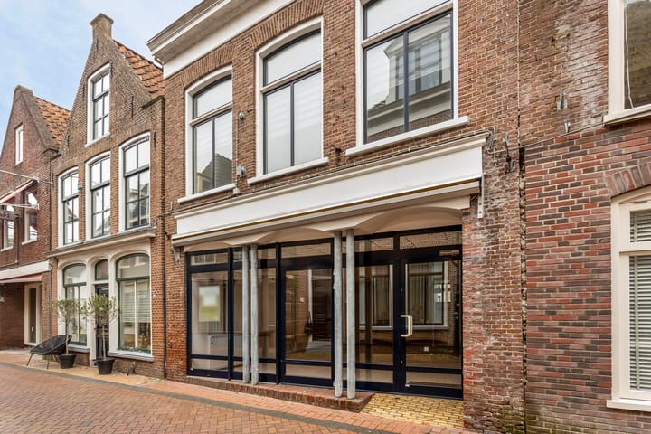 Nauwstraat 6