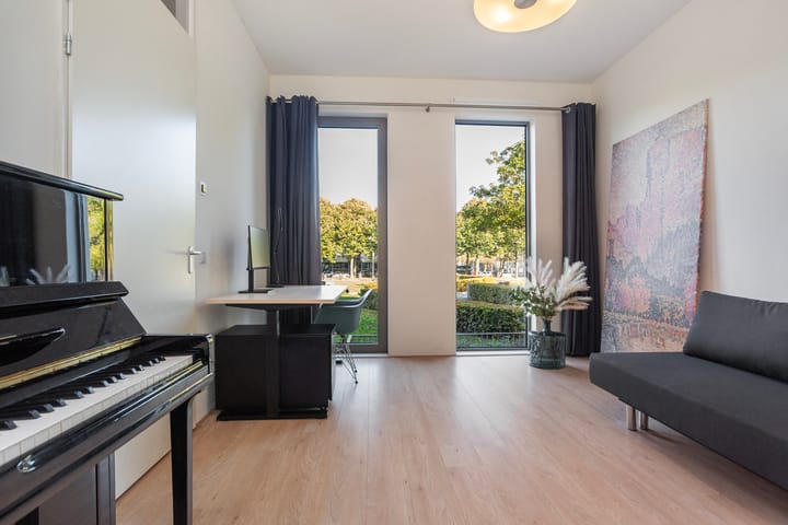 Foto 15 van Spoorweghavenplein 11