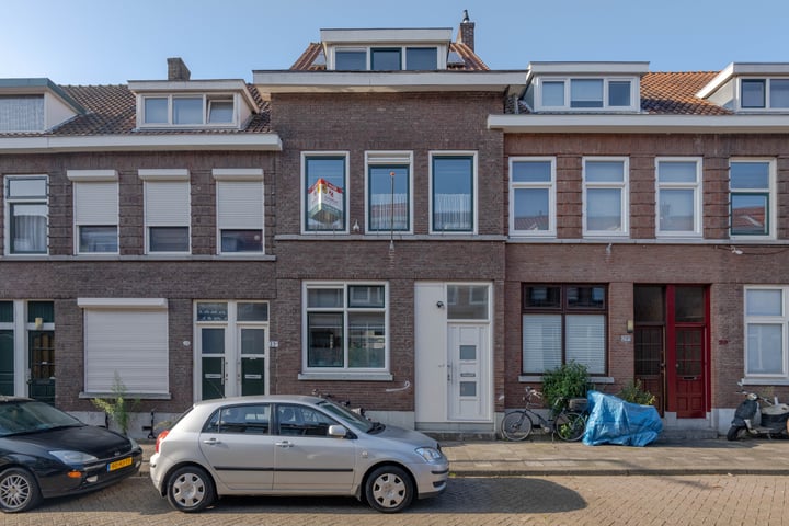 Bekijk foto 1 van Geervlietstraat 31