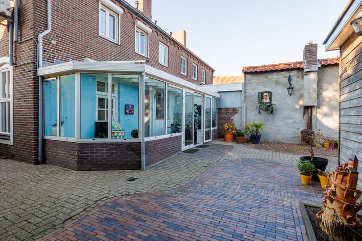 Foto 39 van St.Janstraat 9