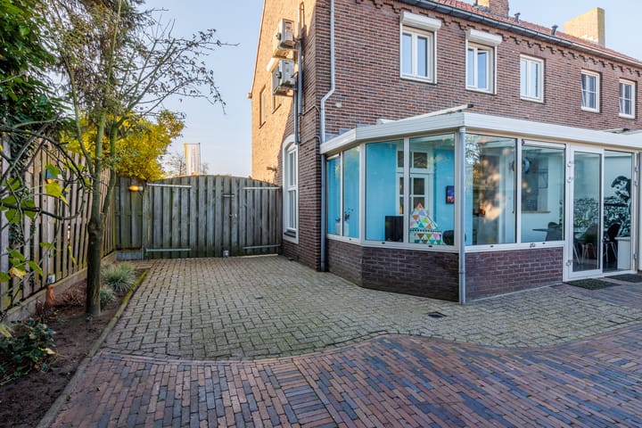 Foto 40 van St.Janstraat 9