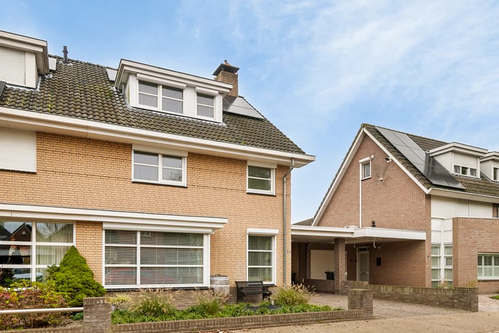 Foto 35 van Sint Jansbloem 11