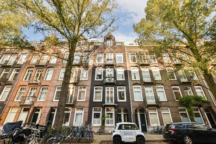 View photo 19 of Graaf Florisstraat 15-3