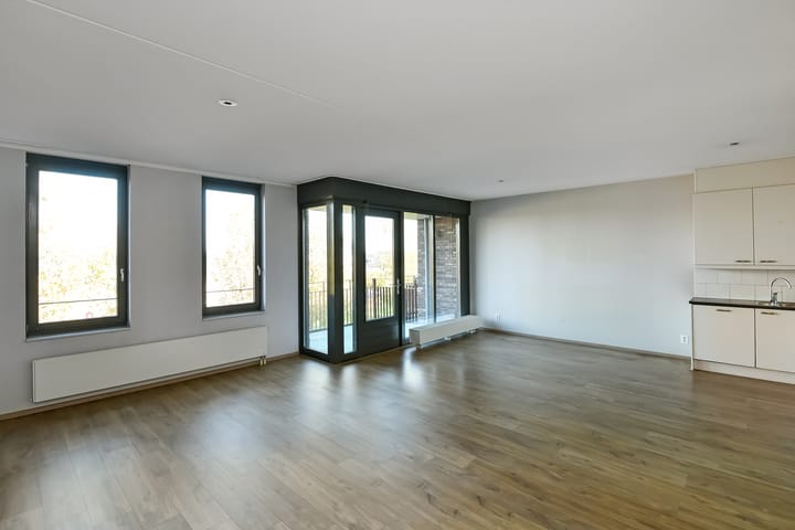 Foto 5 van Basilica 73