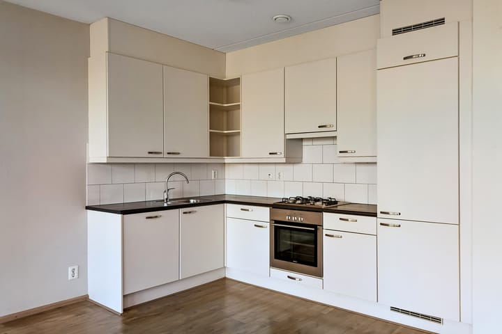 Foto 7 van Basilica 73