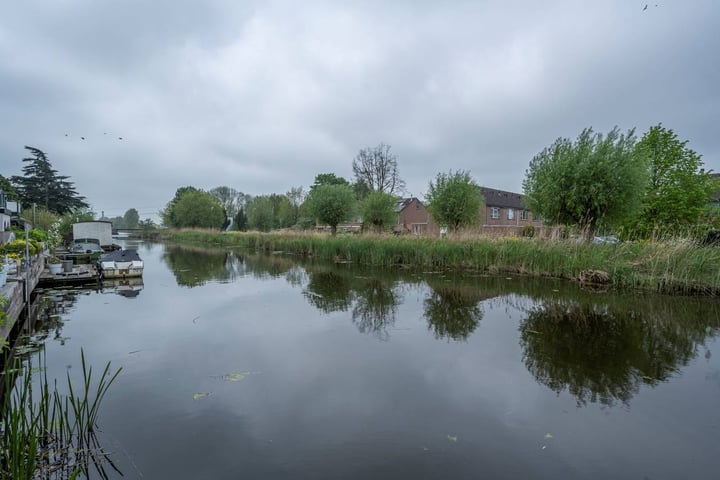 Bekijk foto 1 van Maasdamsedijk 43