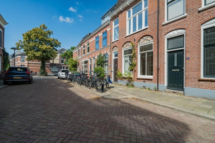 View photo 2 of Bollenhofsestraat 90