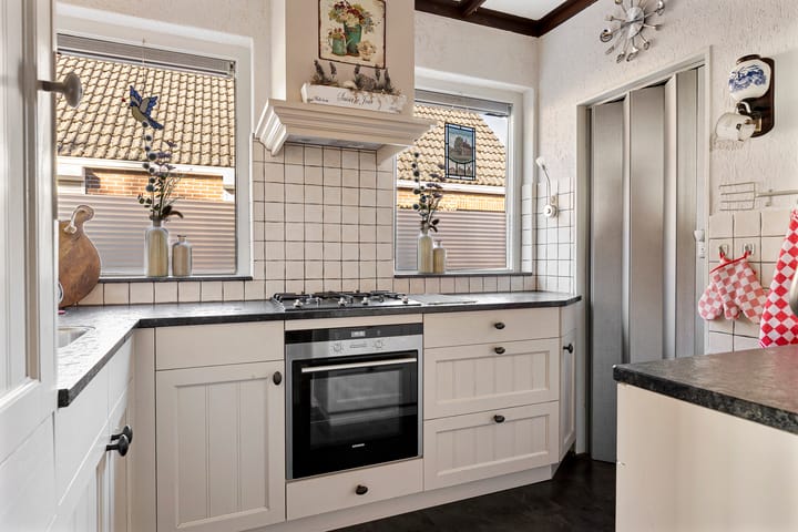 Foto 19 van Oosterstraat 51