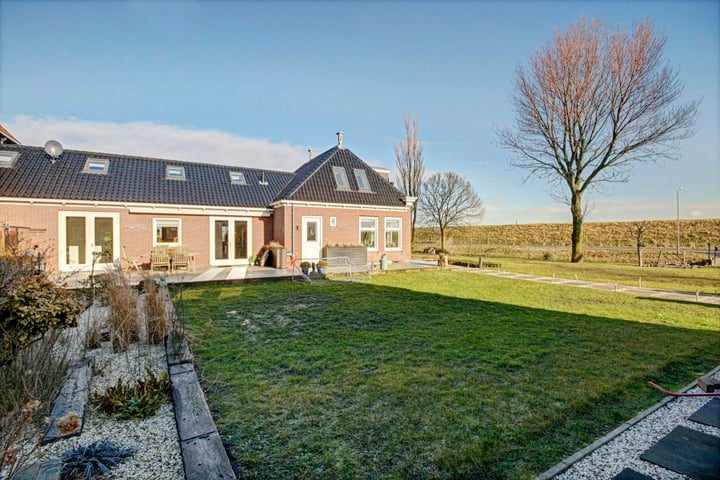 View photo 34 of Hoogedijk 55