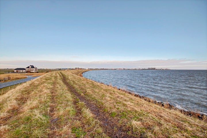 View photo 39 of Hoogedijk 55