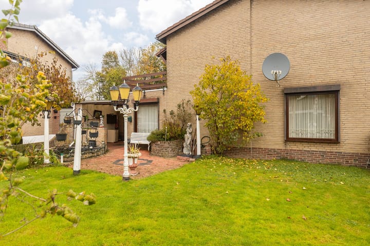 Foto 33 van Susterderweg 19