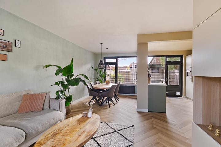 Foto 13 van Narcissenstraat 41