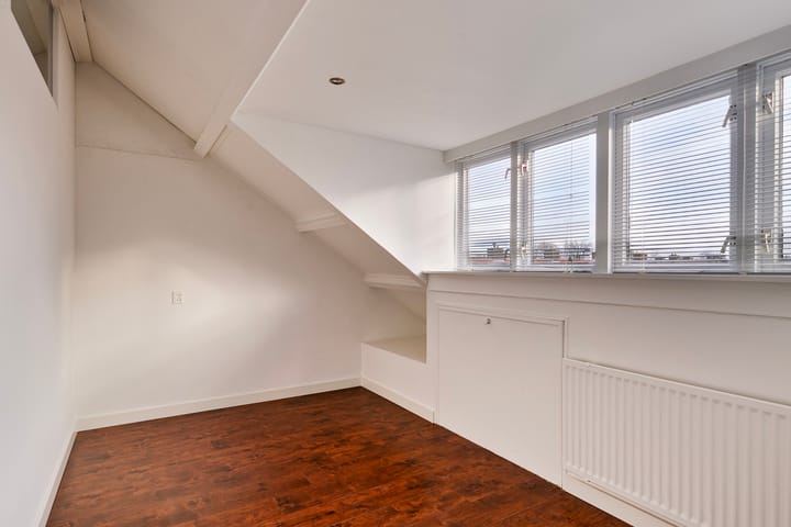 Foto 36 van Narcissenstraat 41