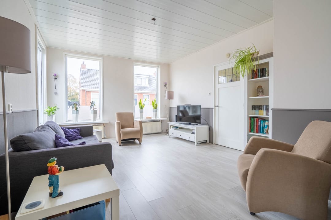 Photo 2 of Julianastraat 23