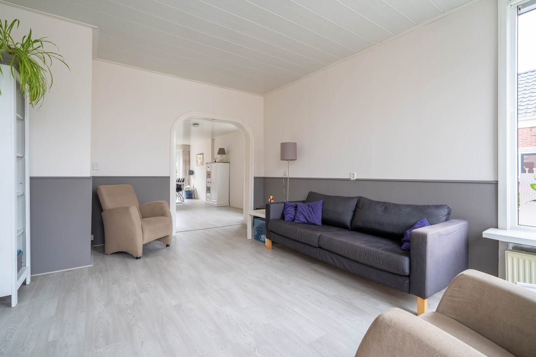 Photo 8 of Julianastraat 23