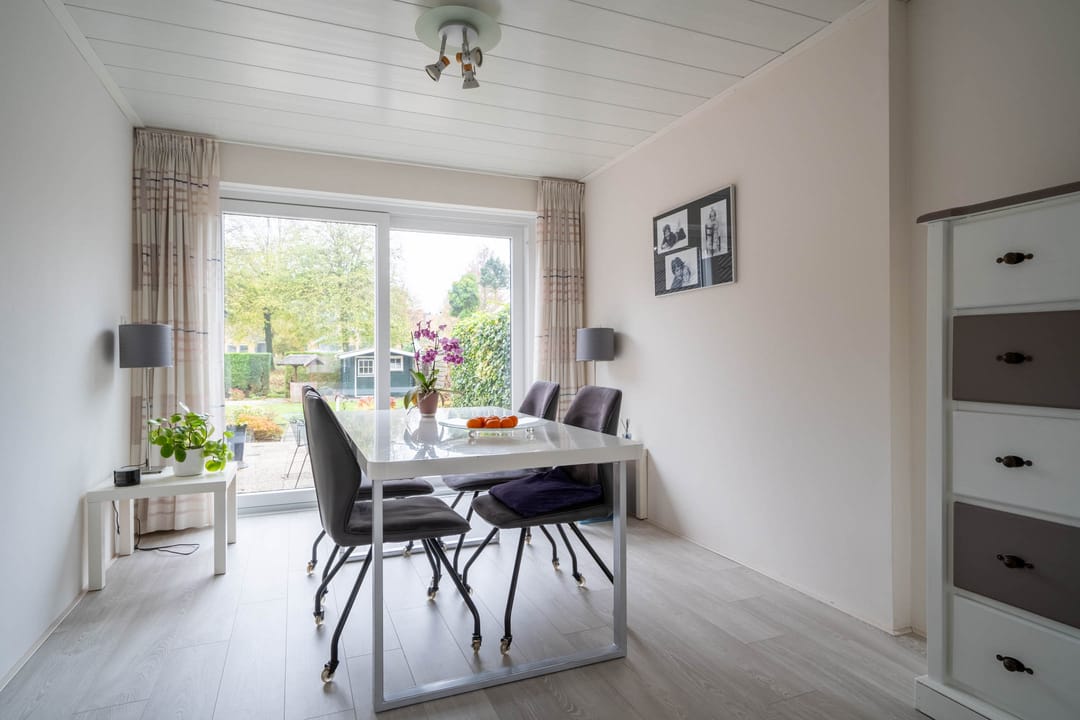 Photo 11 of Julianastraat 23