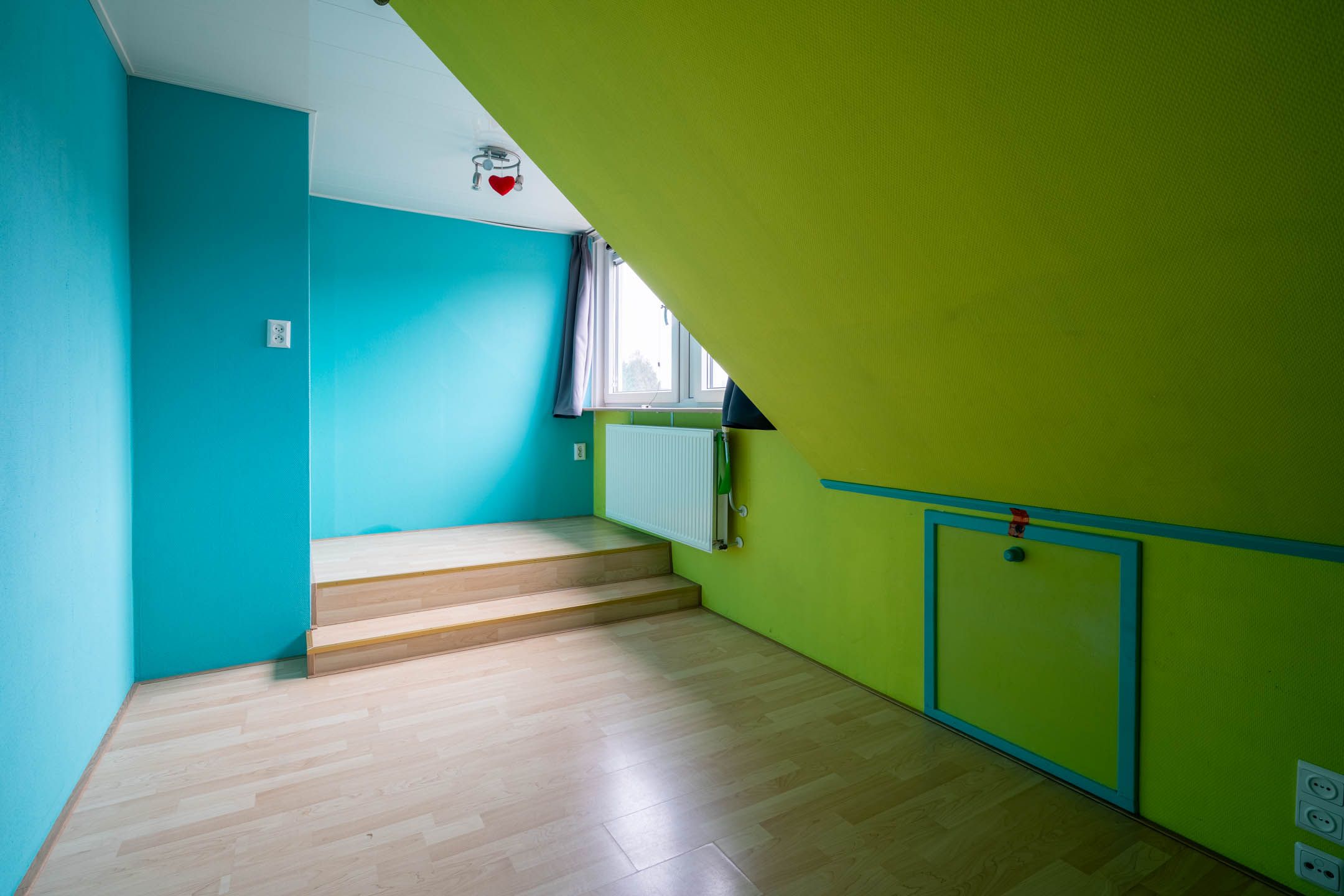 Photo 27 of Julianastraat 23