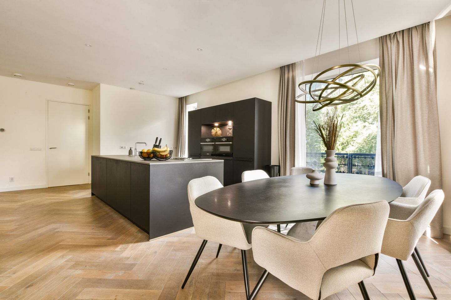 Foto 5 van Gustav Mahlerlaan 527-D