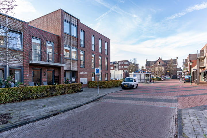 View photo 9 of Schoolstraat 6