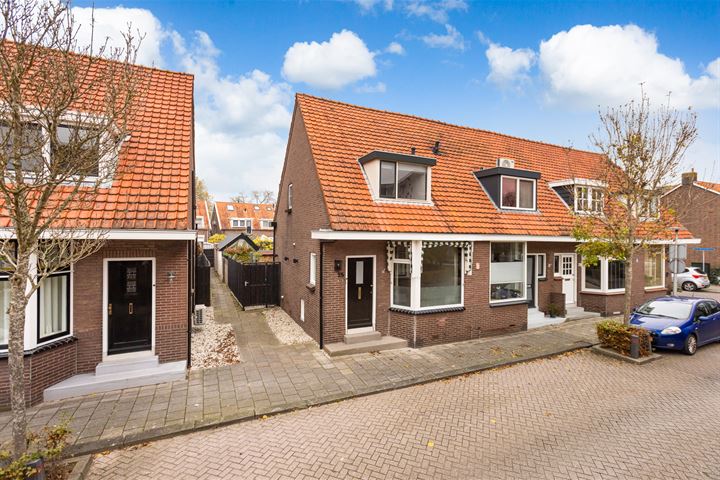 View photo 45 of Oranjestraat 25