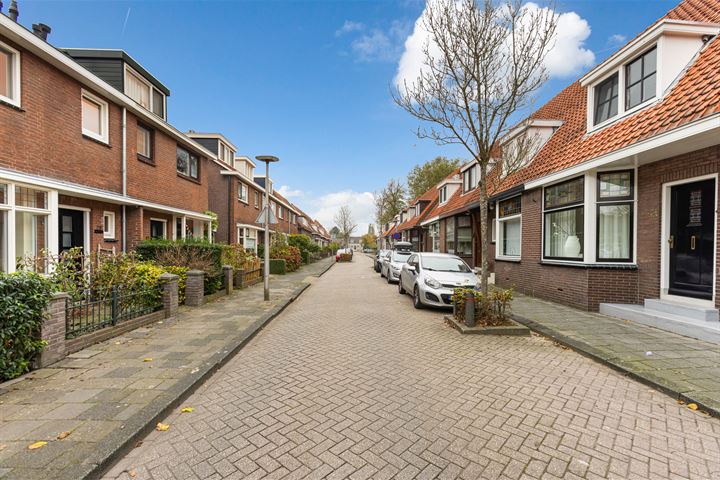 View photo 48 of Oranjestraat 25