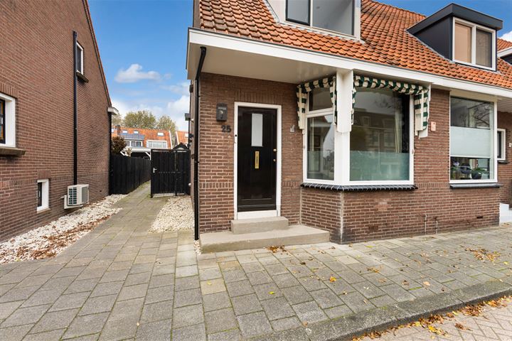 View photo 49 of Oranjestraat 25