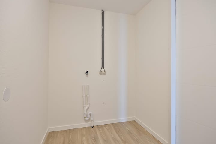 Foto 17 van Vincent van den Heuvellaan 373