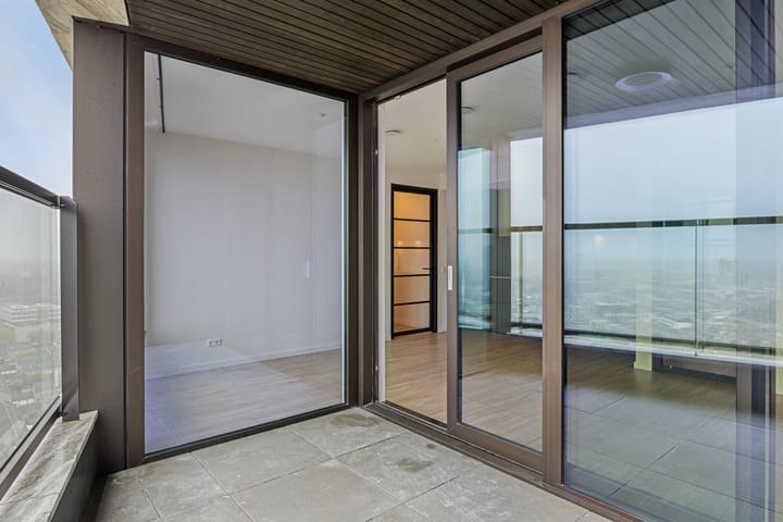 Foto 30 van Vincent van den Heuvellaan 373