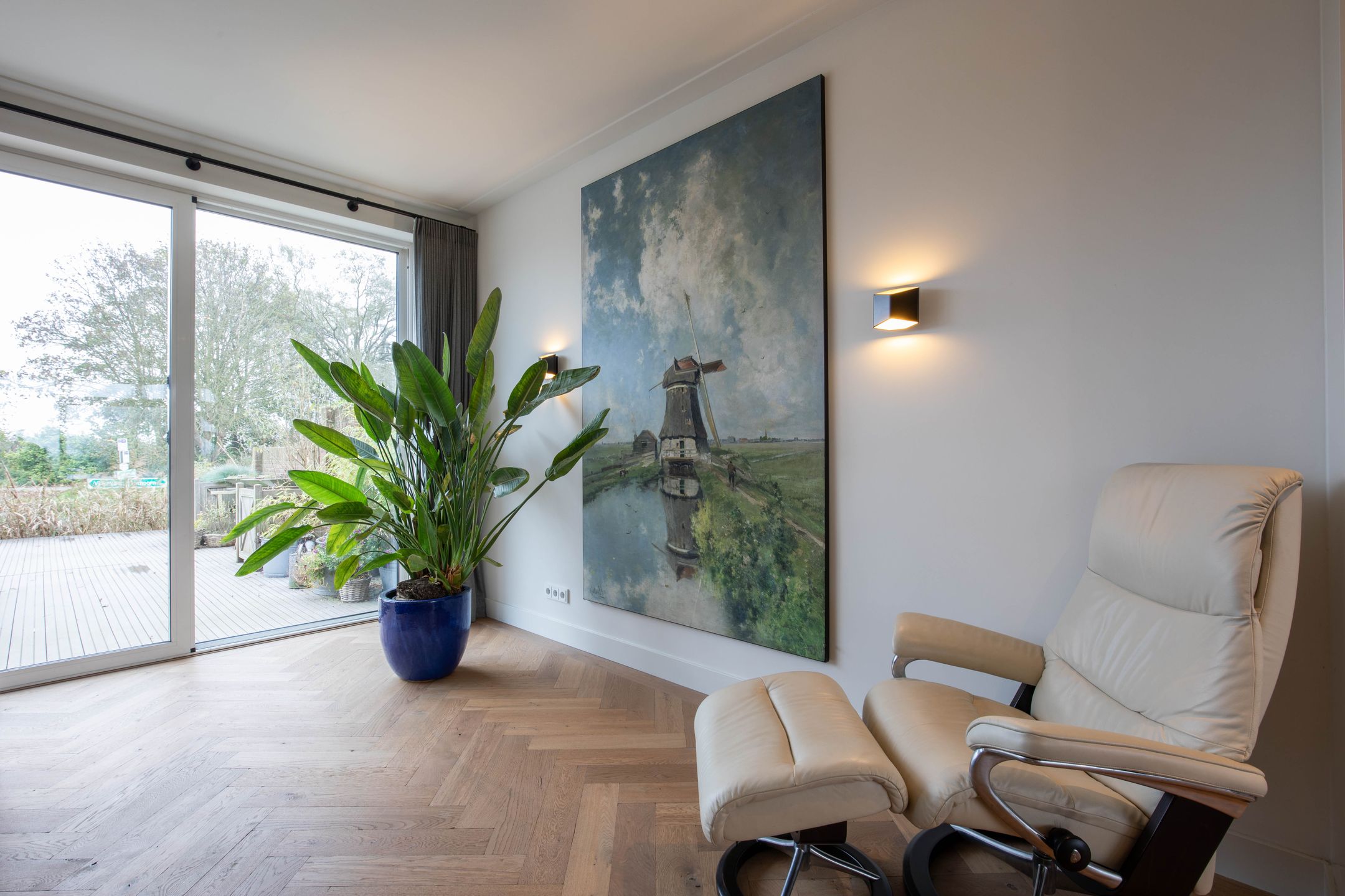 Photo 21 of Waver 42