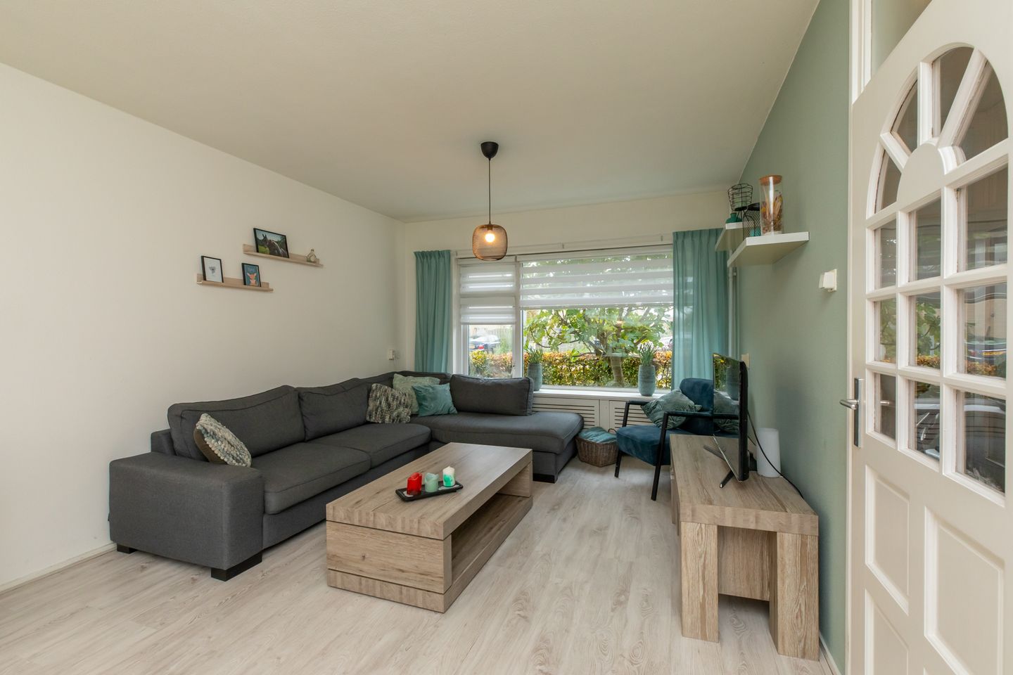 Photo 4 of de Ruyterstraat 28