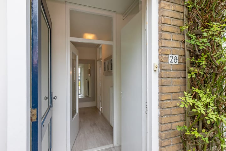 Foto 14 van de Ruyterstraat 28