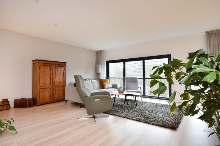 Foto 22 van J.L. van Rijweg 98