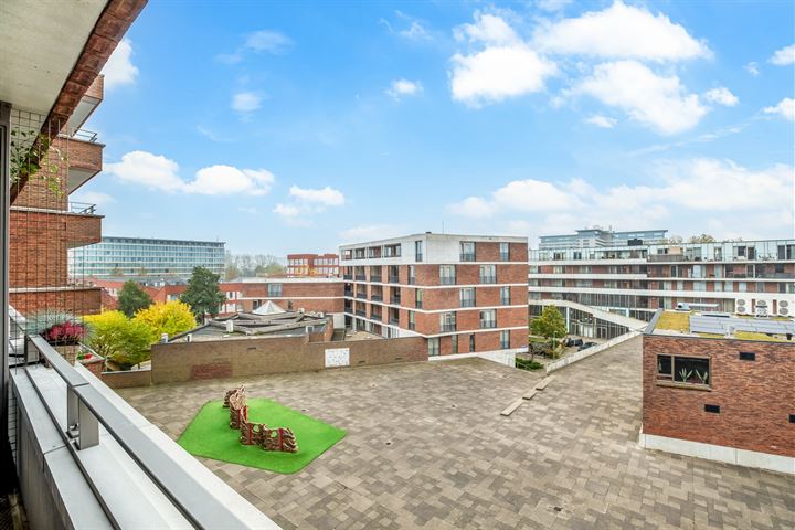 View photo 18 of Ottho Heldringstraat 202-M