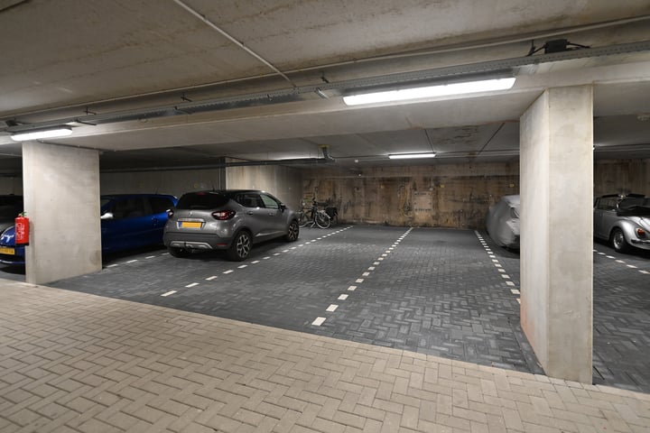 Bekijk foto 34 van Nieuwe Spiegelstraat 23