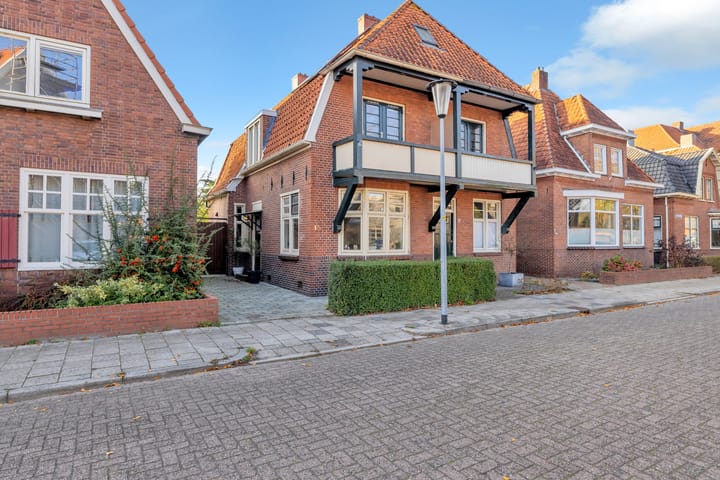 Foto 3 van Ds. Petersenstraat 13