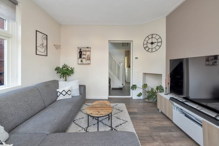 Foto 11 van Ds. Petersenstraat 13