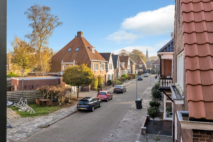 Foto 35 van Ds. Petersenstraat 13