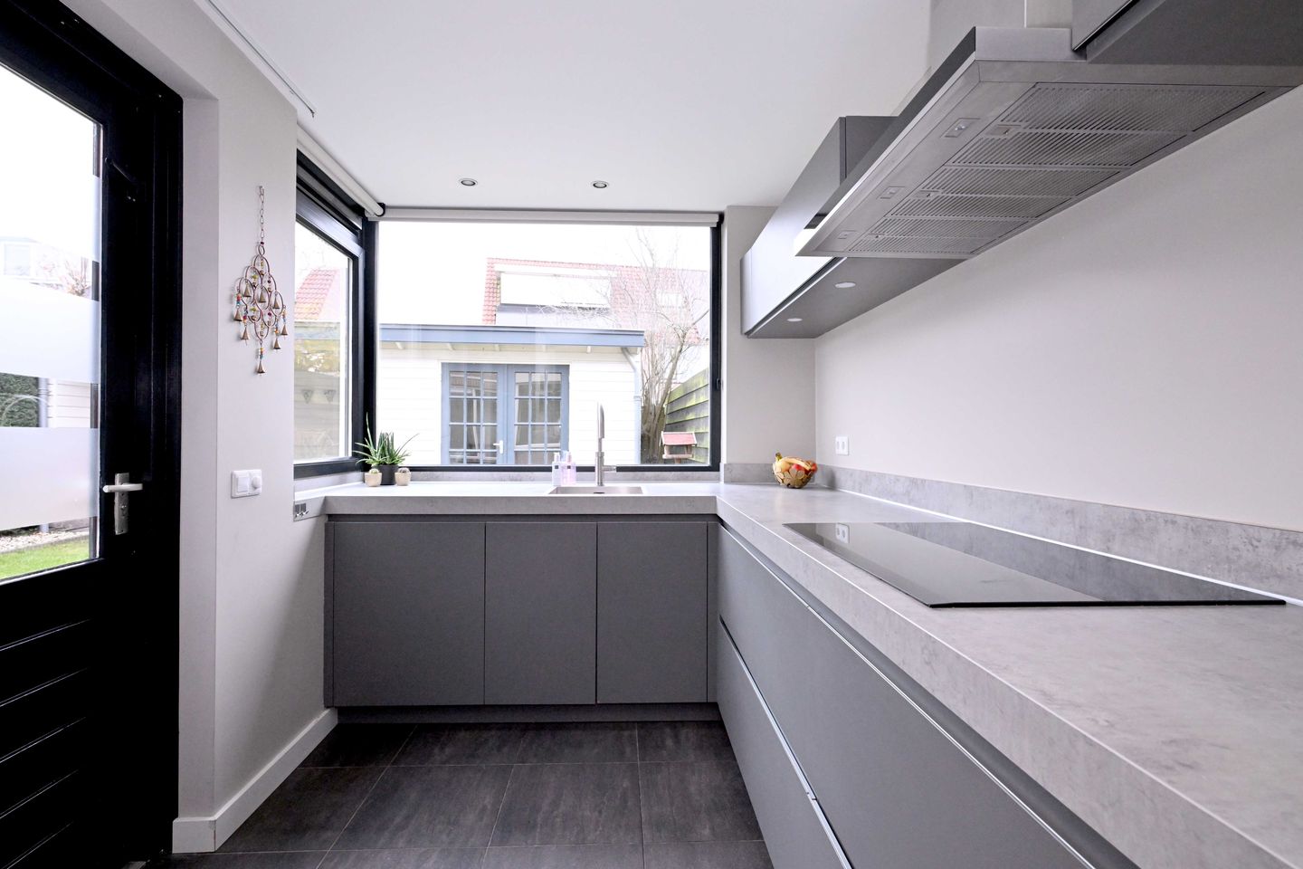 Photo 14 of De Savornin Lohmanstraat 6