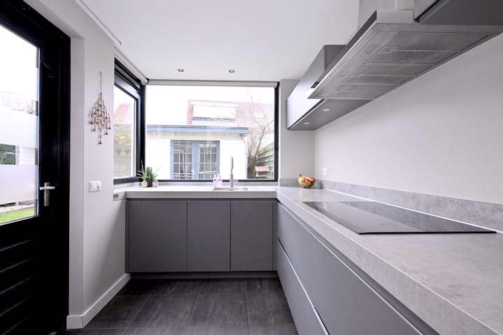 Photo 14 of De Savornin Lohmanstraat 6