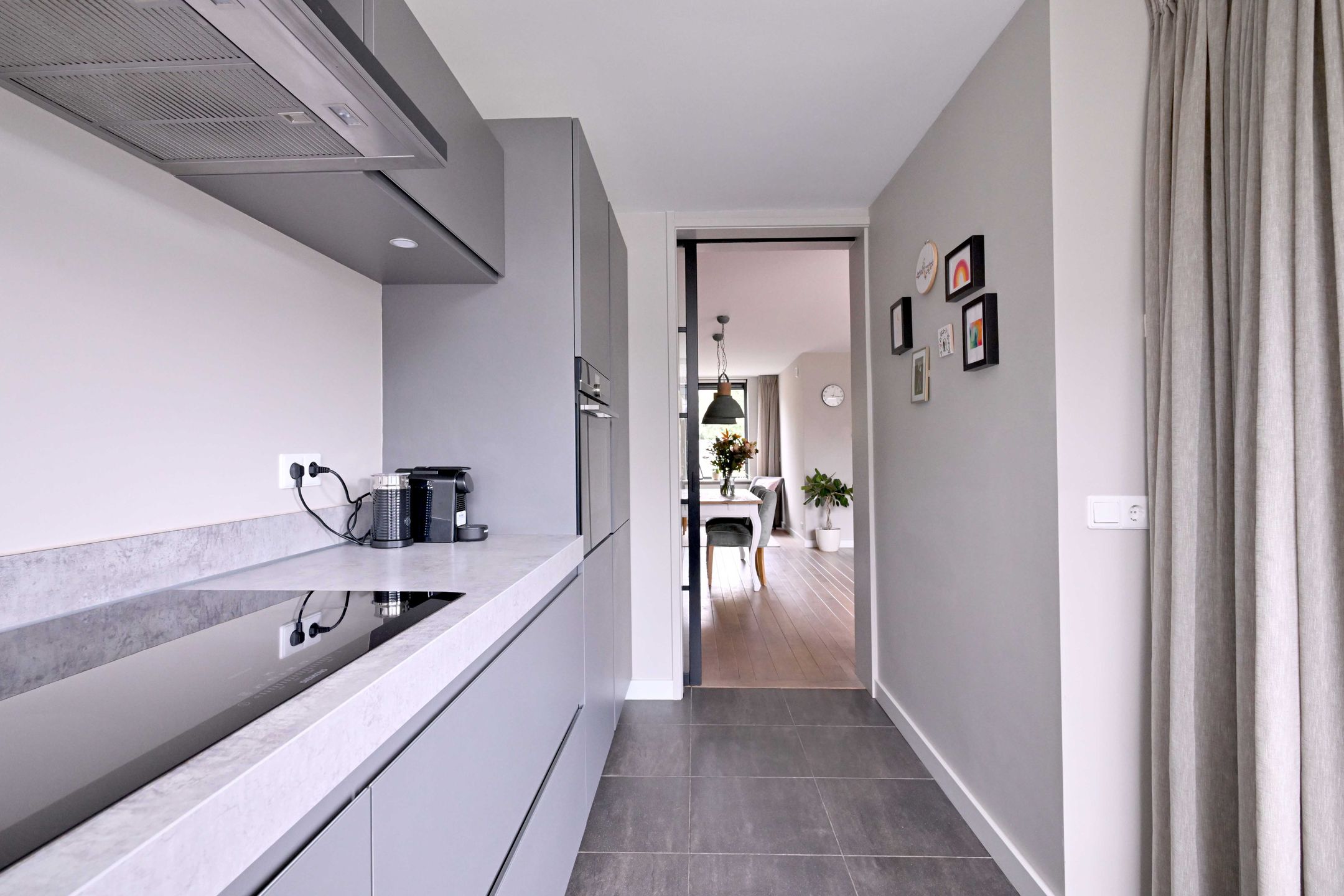 Photo 12 of De Savornin Lohmanstraat 6