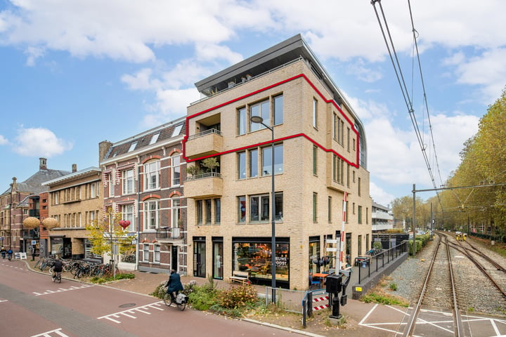 Bekijk foto van Burgemeester Reigerstraat 10 B