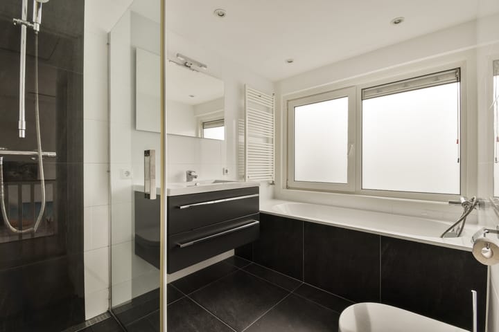 Photo 22 of Hillegomstraat 38-2