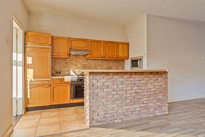 Foto 12 van Schoolstraat 42