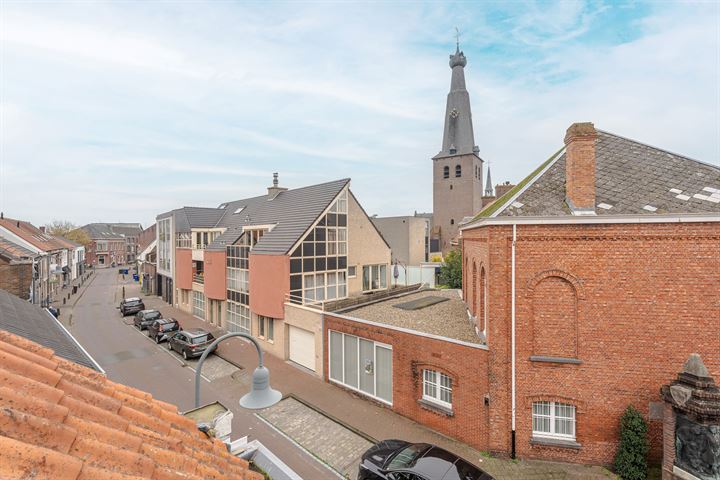 View photo 52 of Desiree Geeraertstraat 24