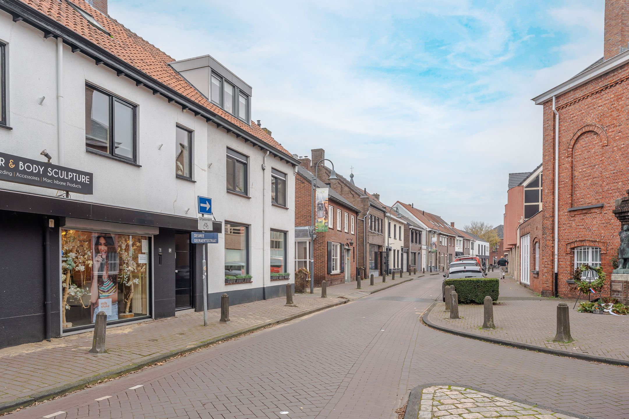 Foto 63 van Desiree Geeraertstraat 24