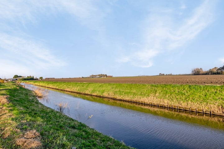 Bekijk foto 32 van Dorpsweide 4