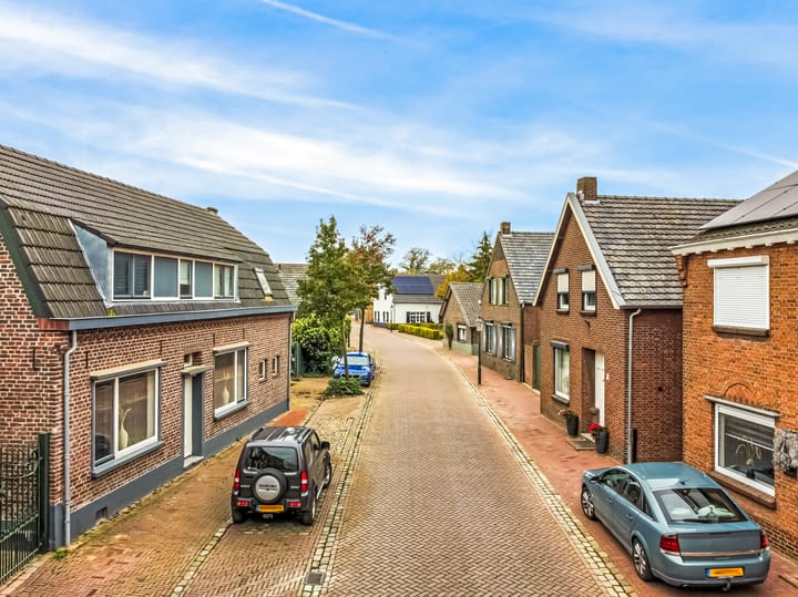 Foto 51 van Dr.Biermansstraat 12