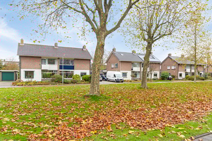 Foto 44 van Eize Bosstraat 12